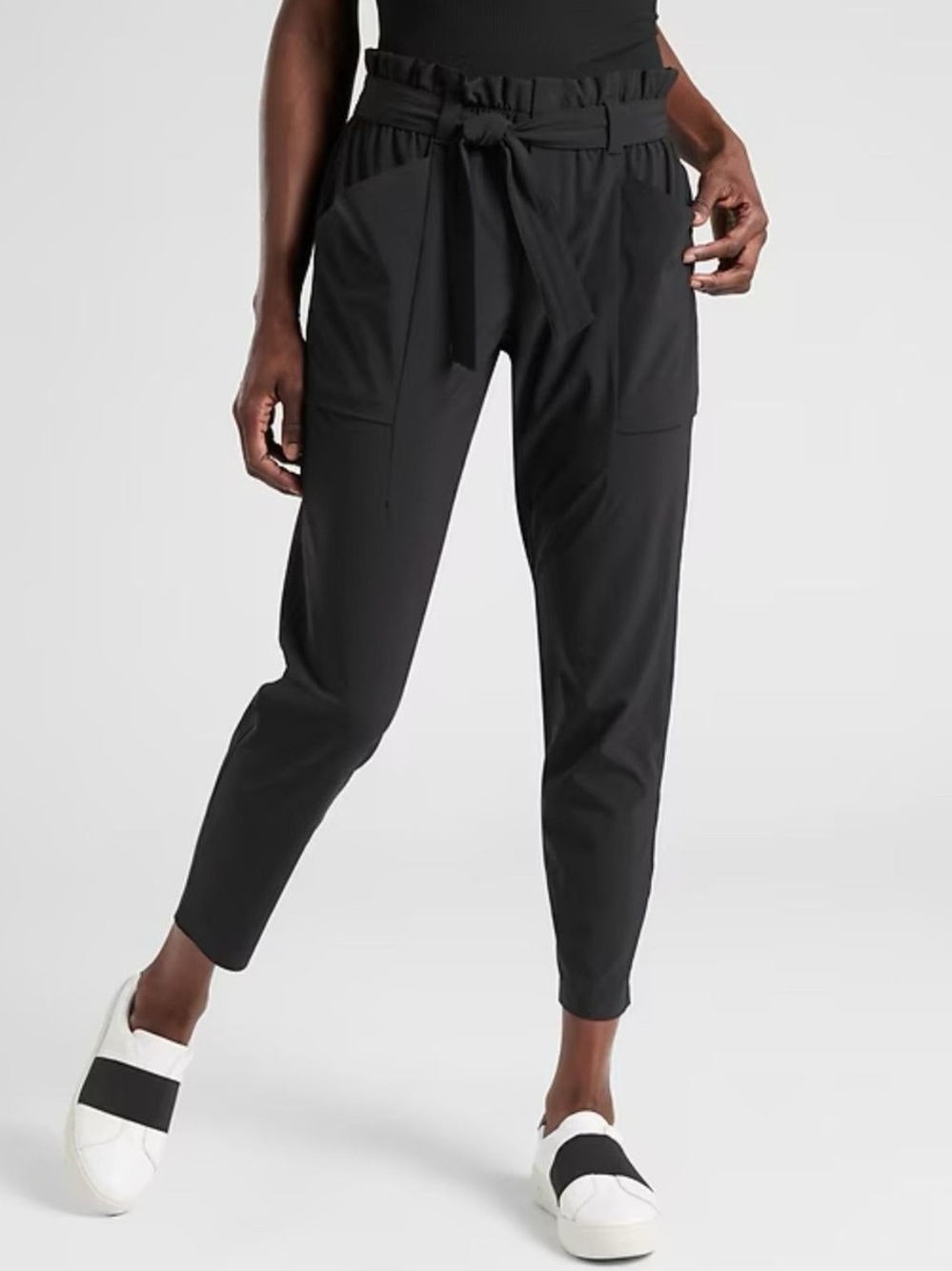 Athleta Trekkie Black High Waist Paperbag Pants Size 8